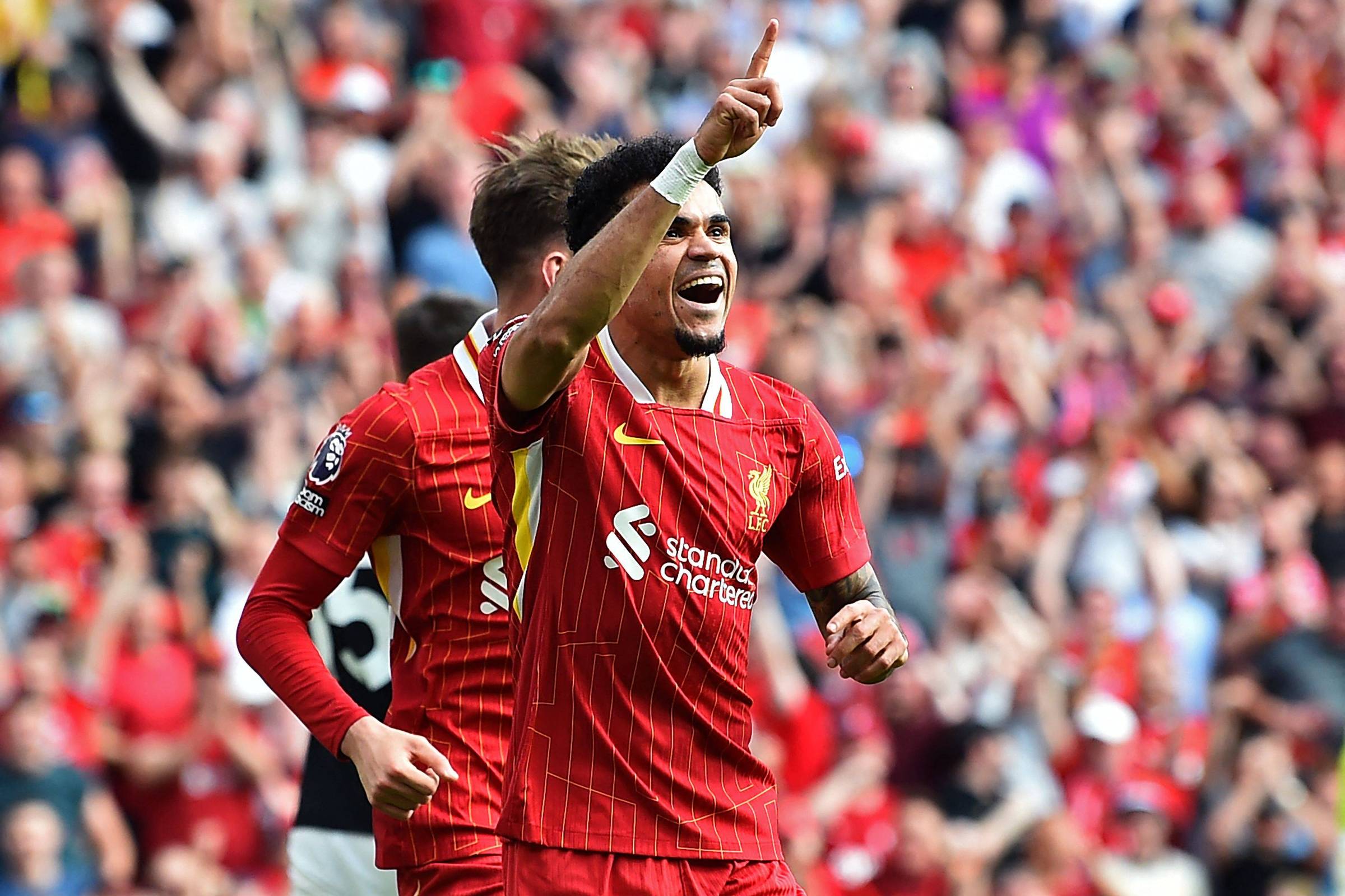 Já campeão, Liverpool enfrenta o Brighton; veja destaques da TV