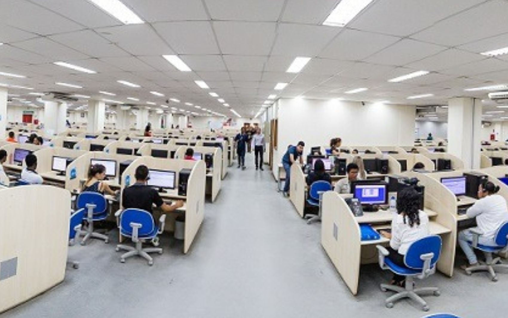 Empresa de telemarketing oferece 200 vagas de emprego em Patos, no Sertão da Paraíba
