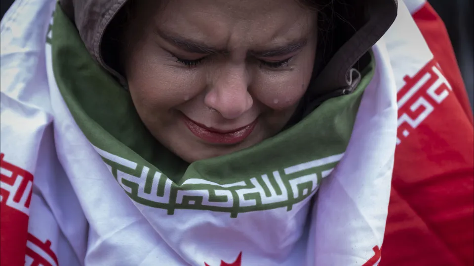 ONG diz que Irã adiou execução de manifestante